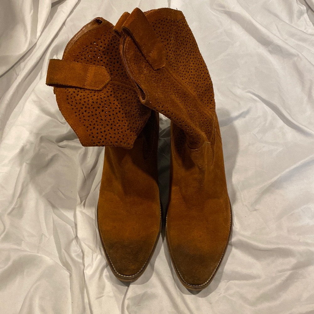 BCBG Boots